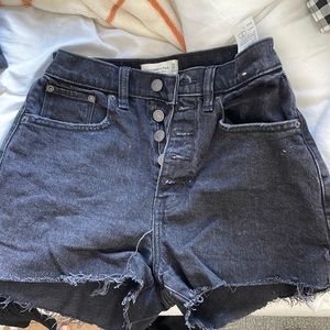COPY - A&F high rise mom short